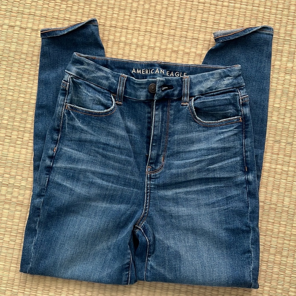 AE size 4 x-short Curvy Super Hi-Rise Jegging